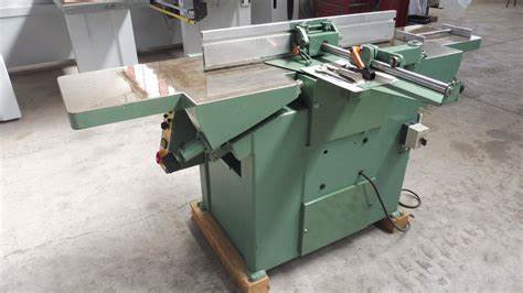 Working to Outfit a Beautiful Vintage Chambon Machine With a Spiral Cutterhead